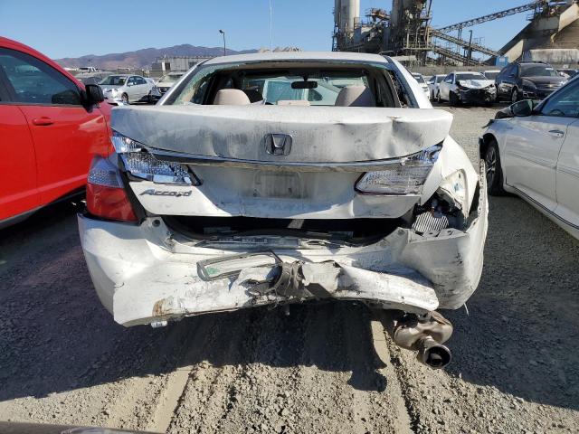 Седаны HONDA ACCORD 2013 Белы