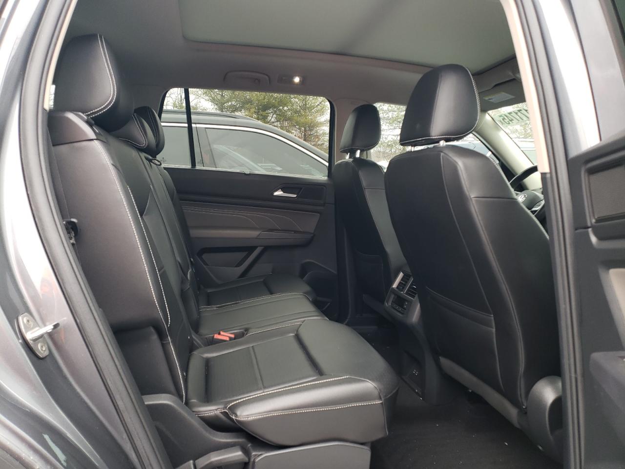 2021 Volkswagen Atlas - Image 11