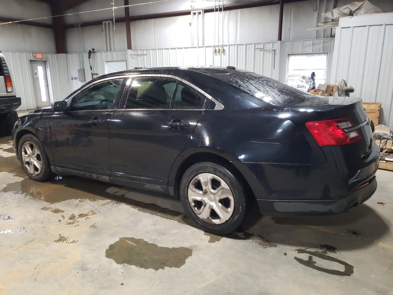 2014 Ford Taurus - Image 2