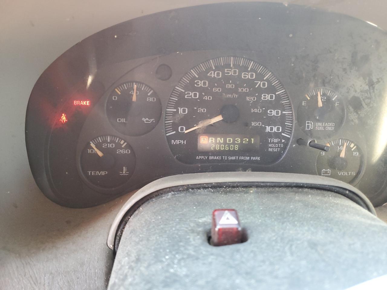 2003 Chevrolet Astro - Image 9
