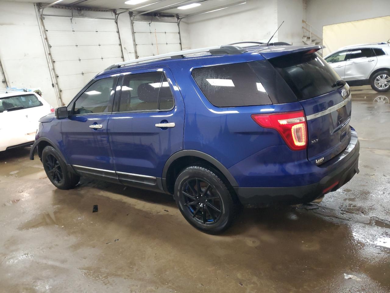 2013 Ford Explorer - Image 2