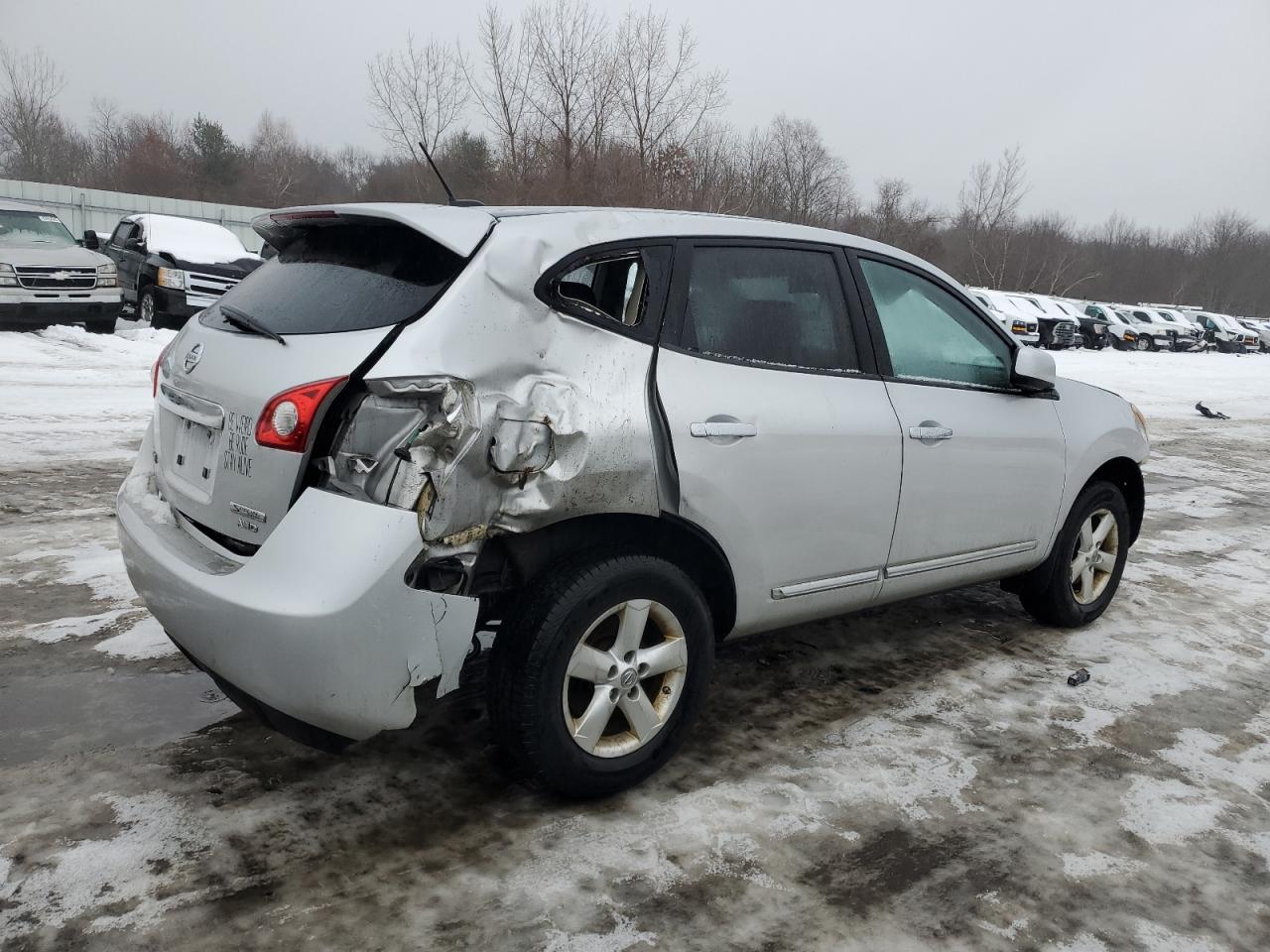 2013 Nissan Rogue - Image 3