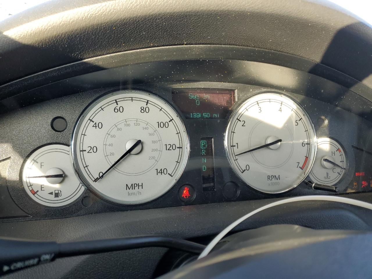 2006 Chrysler 300 - Image 9