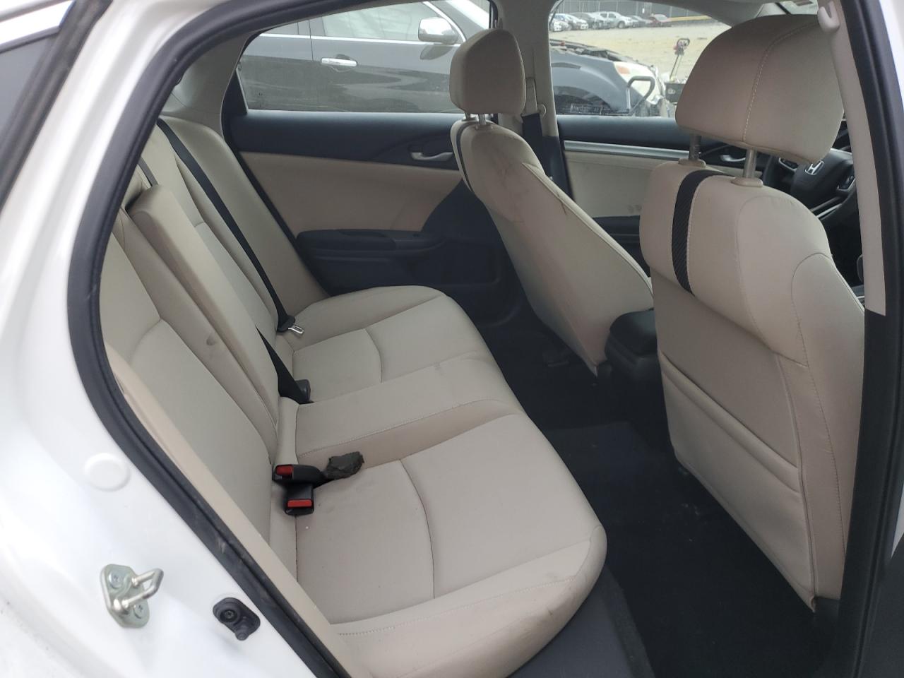 2016 Honda Civic - Image 11