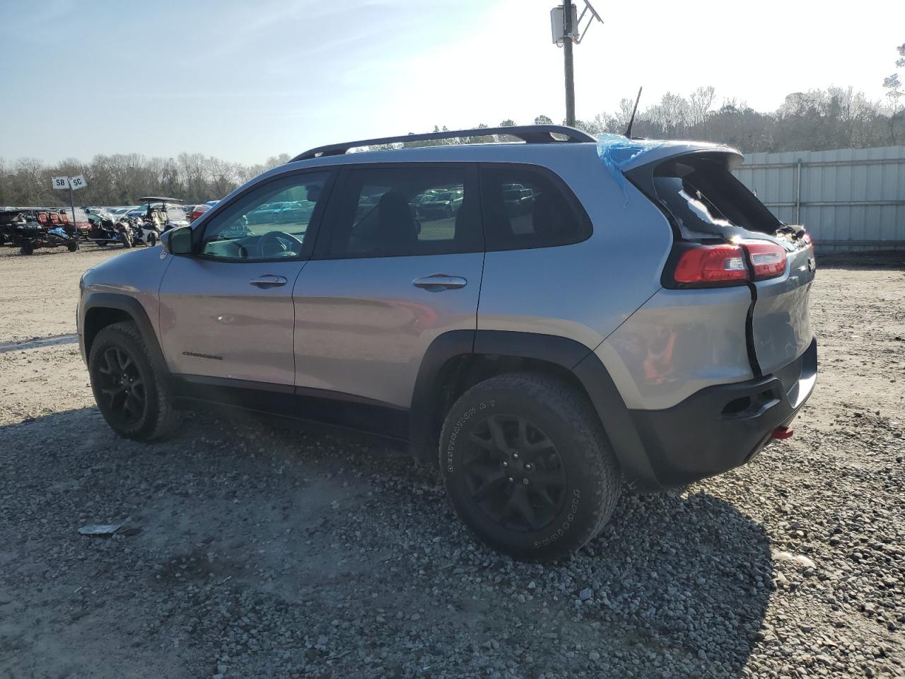 2017 Jeep Cherokee - Image 2
