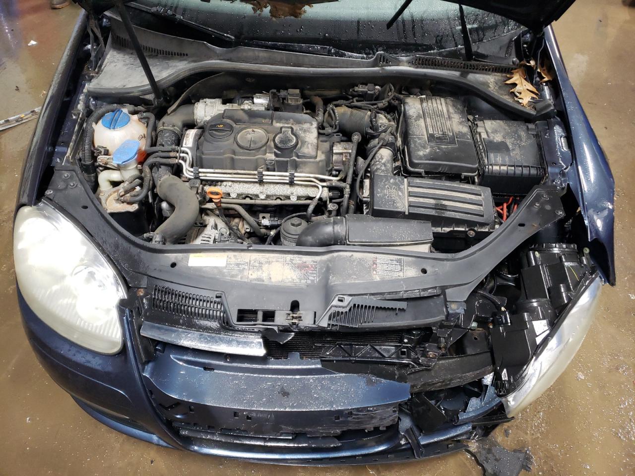 2005 Volkswagen Jetta - Image 11