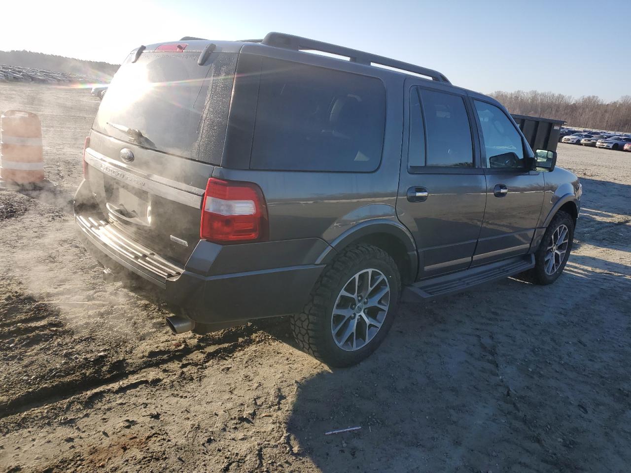2017 Ford Expedition - Image 3
