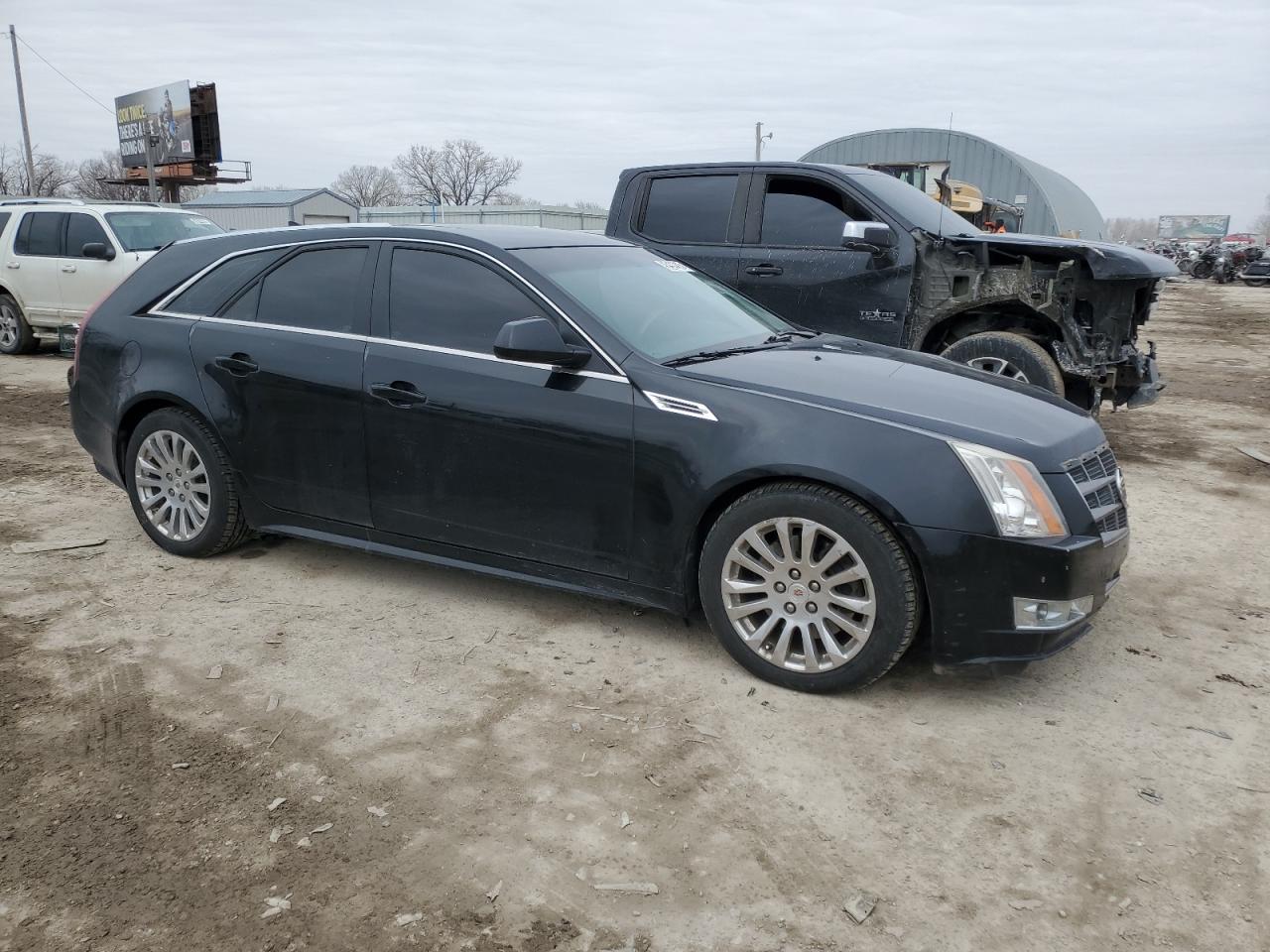 2010 Cadillac CTS - Image 4