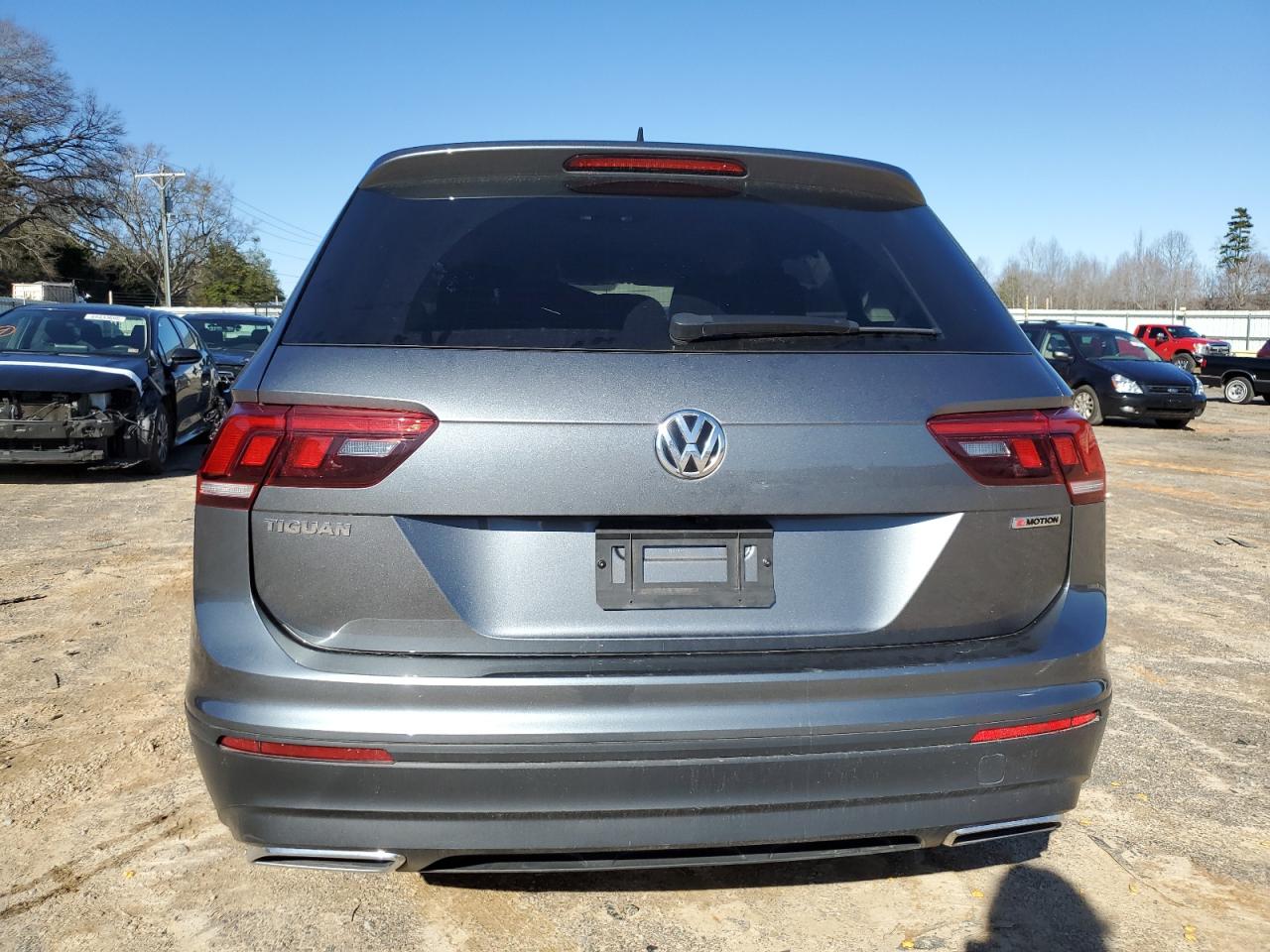 2020 Volkswagen Tiguan - Image 6