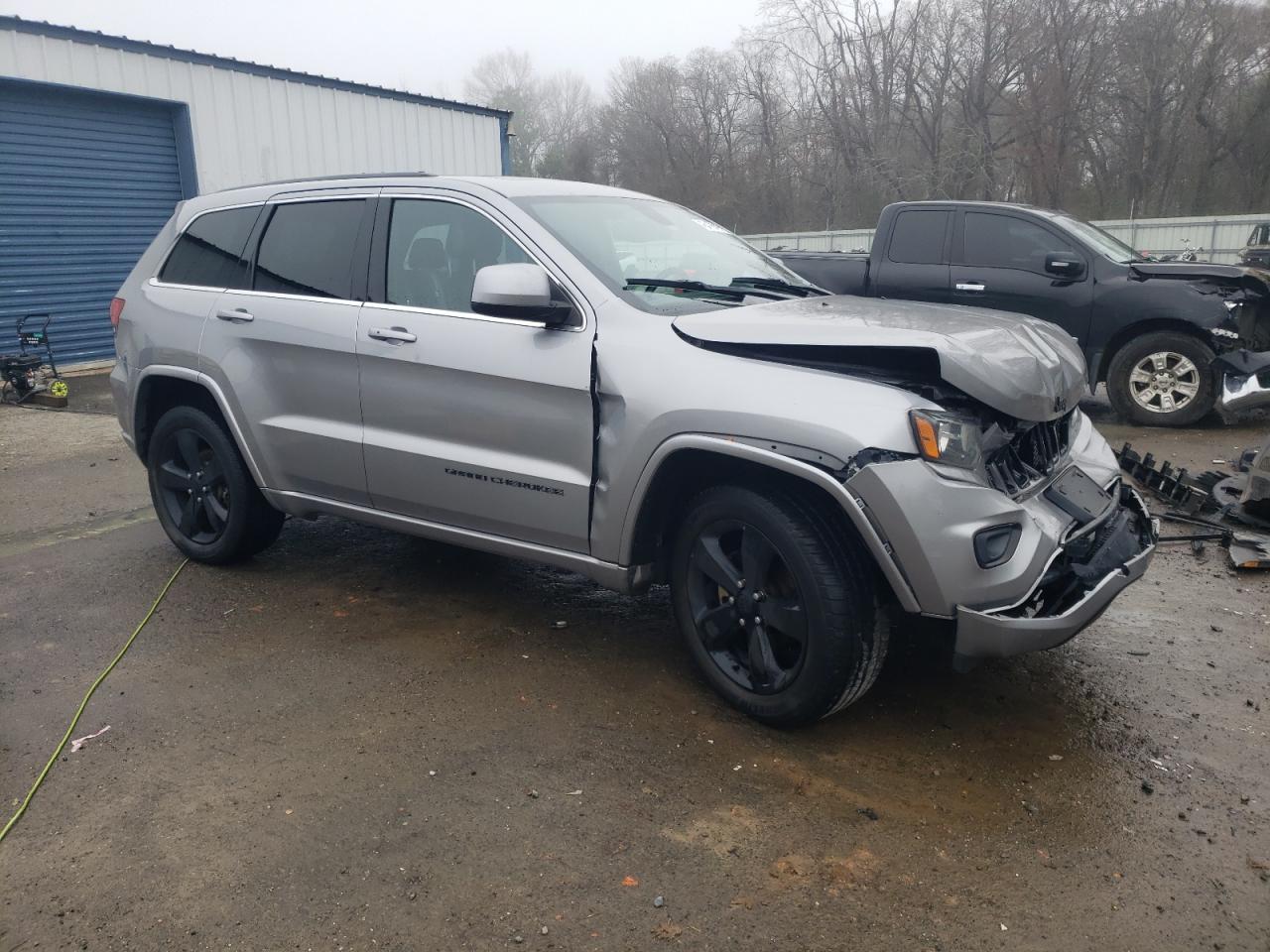 2015 Jeep Grand Cherokee - Image 4