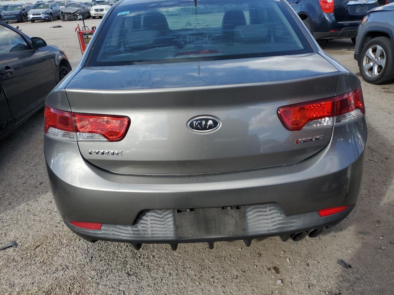 2010 Kia Forte - Image 6