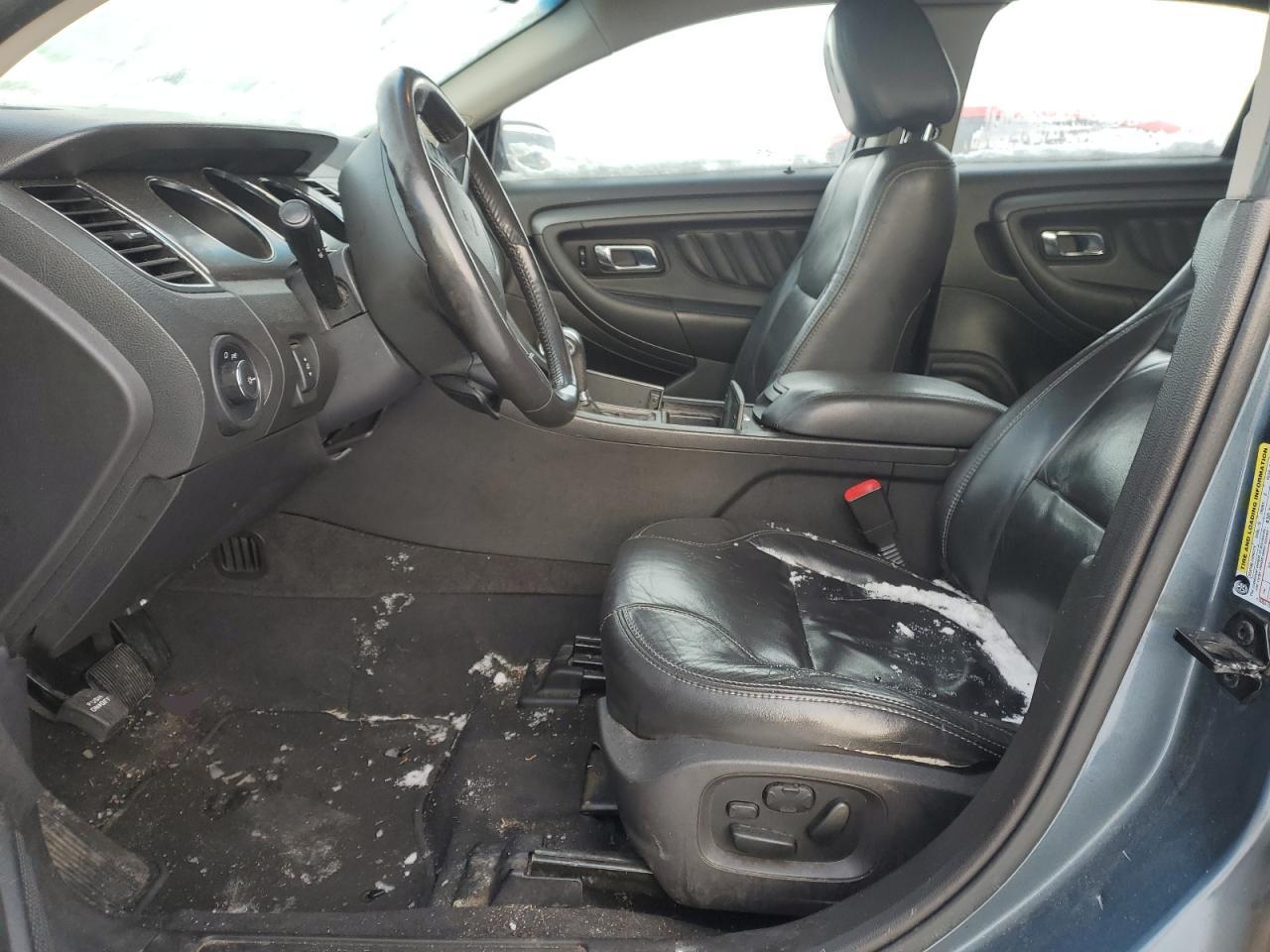 2010 Ford Taurus - Image 7
