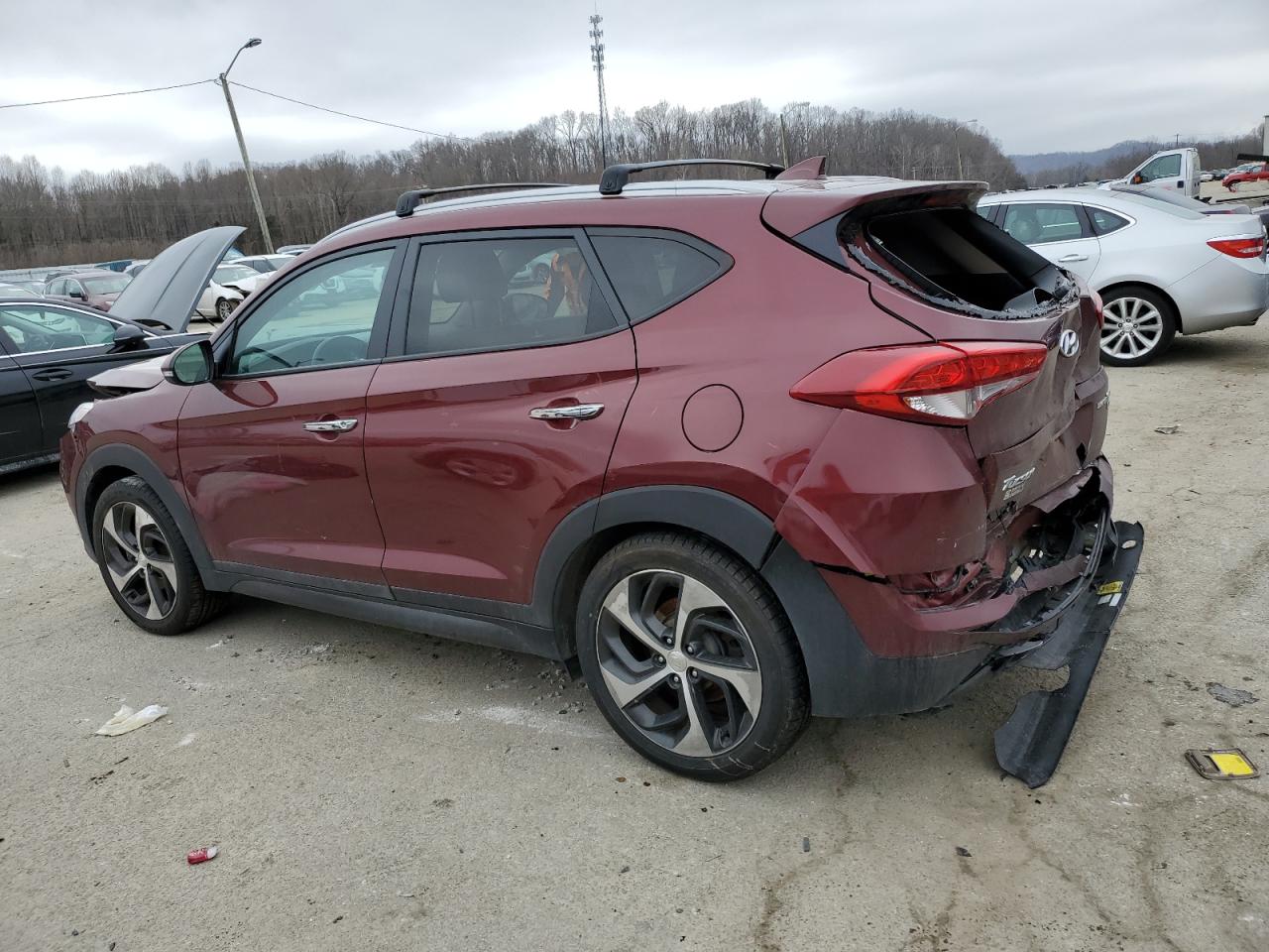 2016 Hyundai Tucson - Image 2