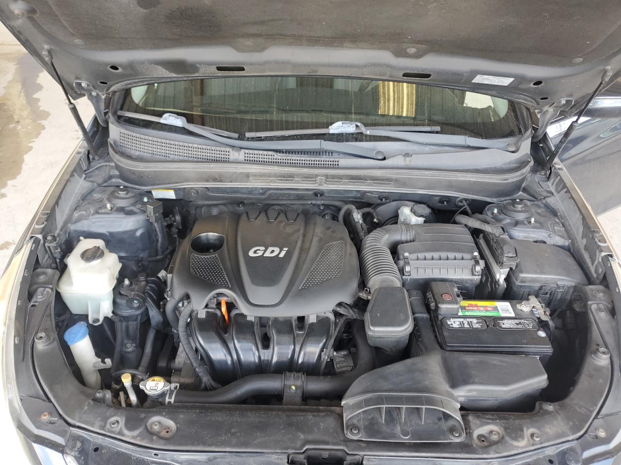 2013 Hyundai Sonata - Image 11