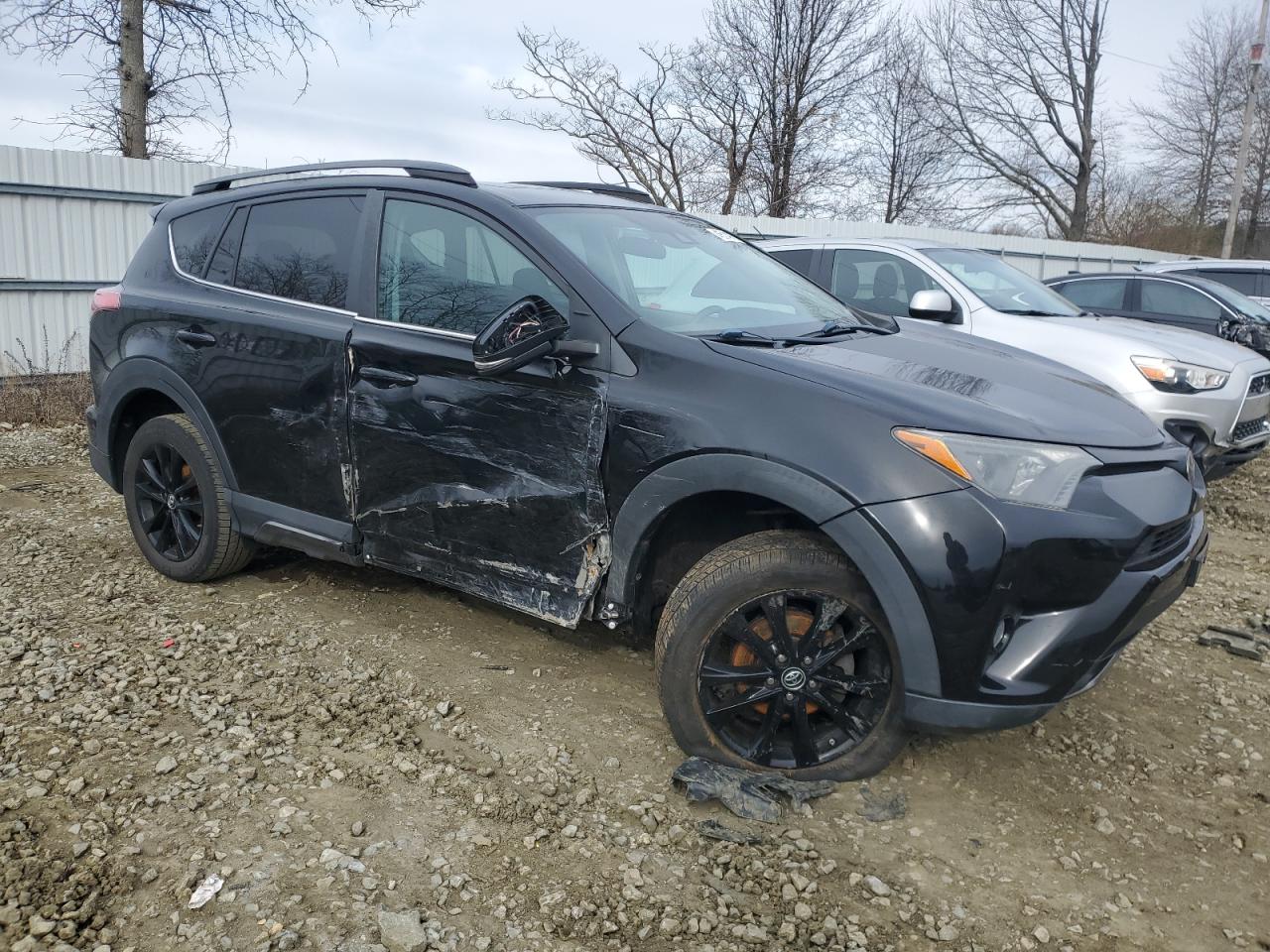 2018 Toyota RAV 4 - Image 4