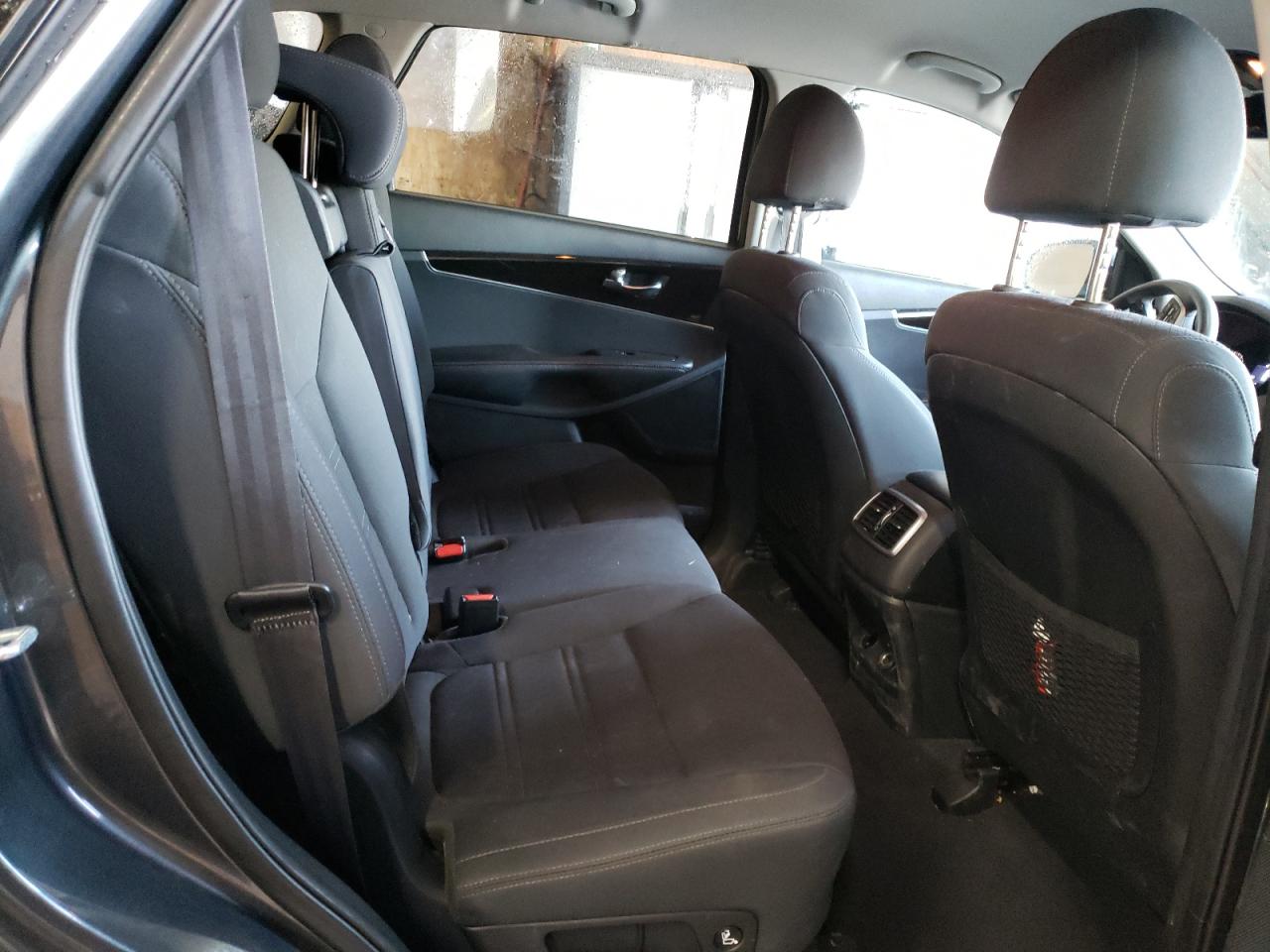 2020 Kia Sorento - Image 11
