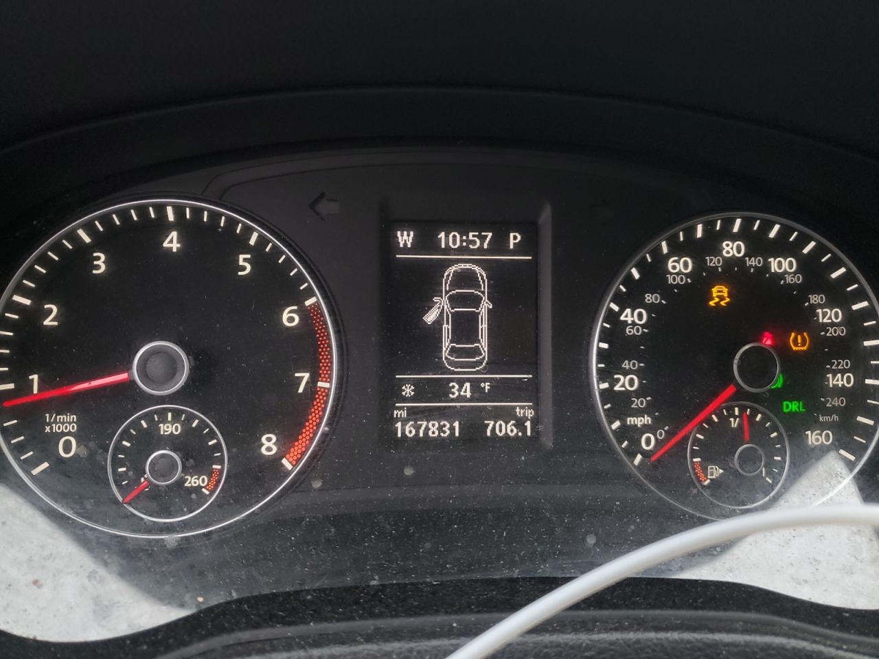 2015 Volkswagen Passat - Image 9