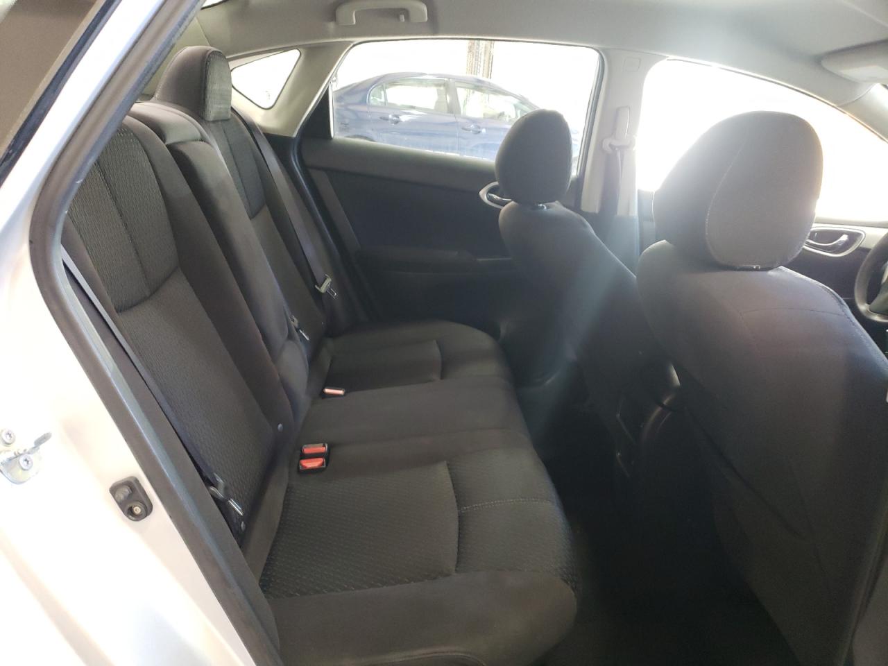 2013 Nissan Sentra - Image 11