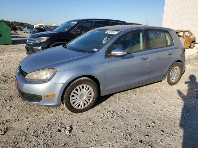 2010 Volkswagen Golf 