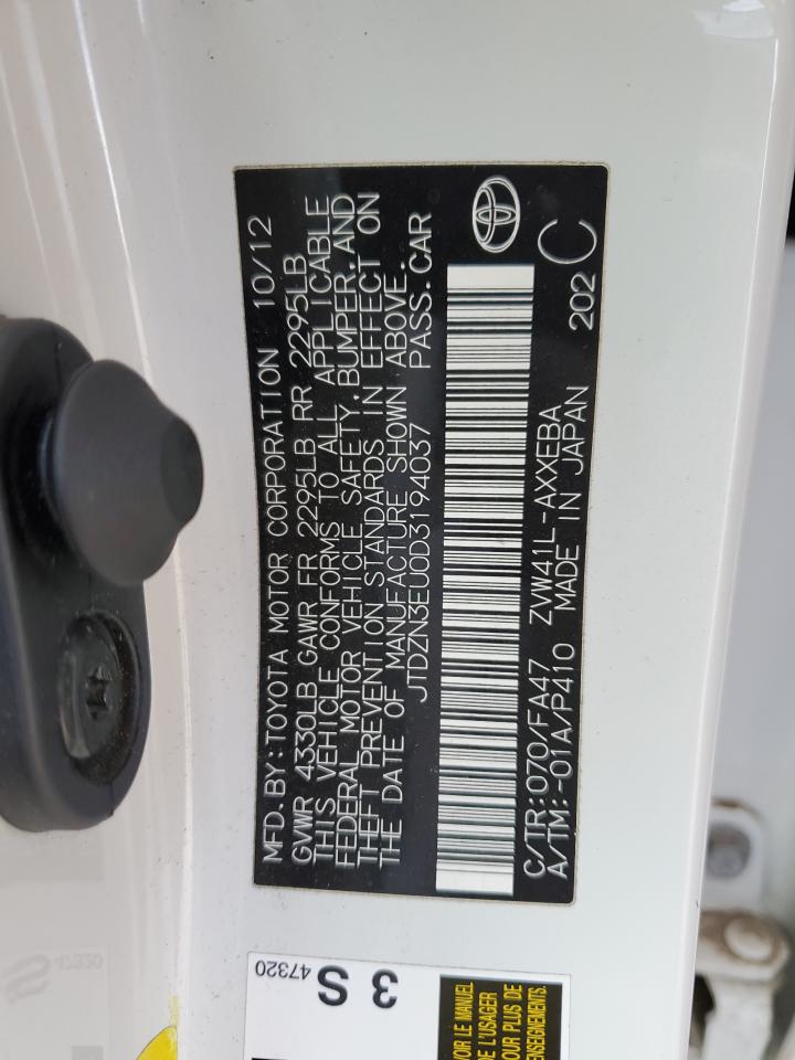 2013 Toyota Prius - Image 13