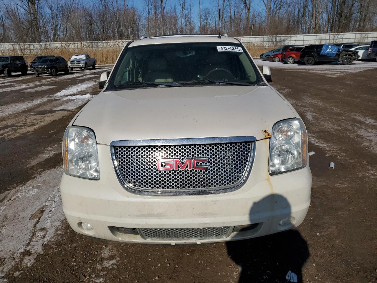 2013 GMC Yukon - Image 5