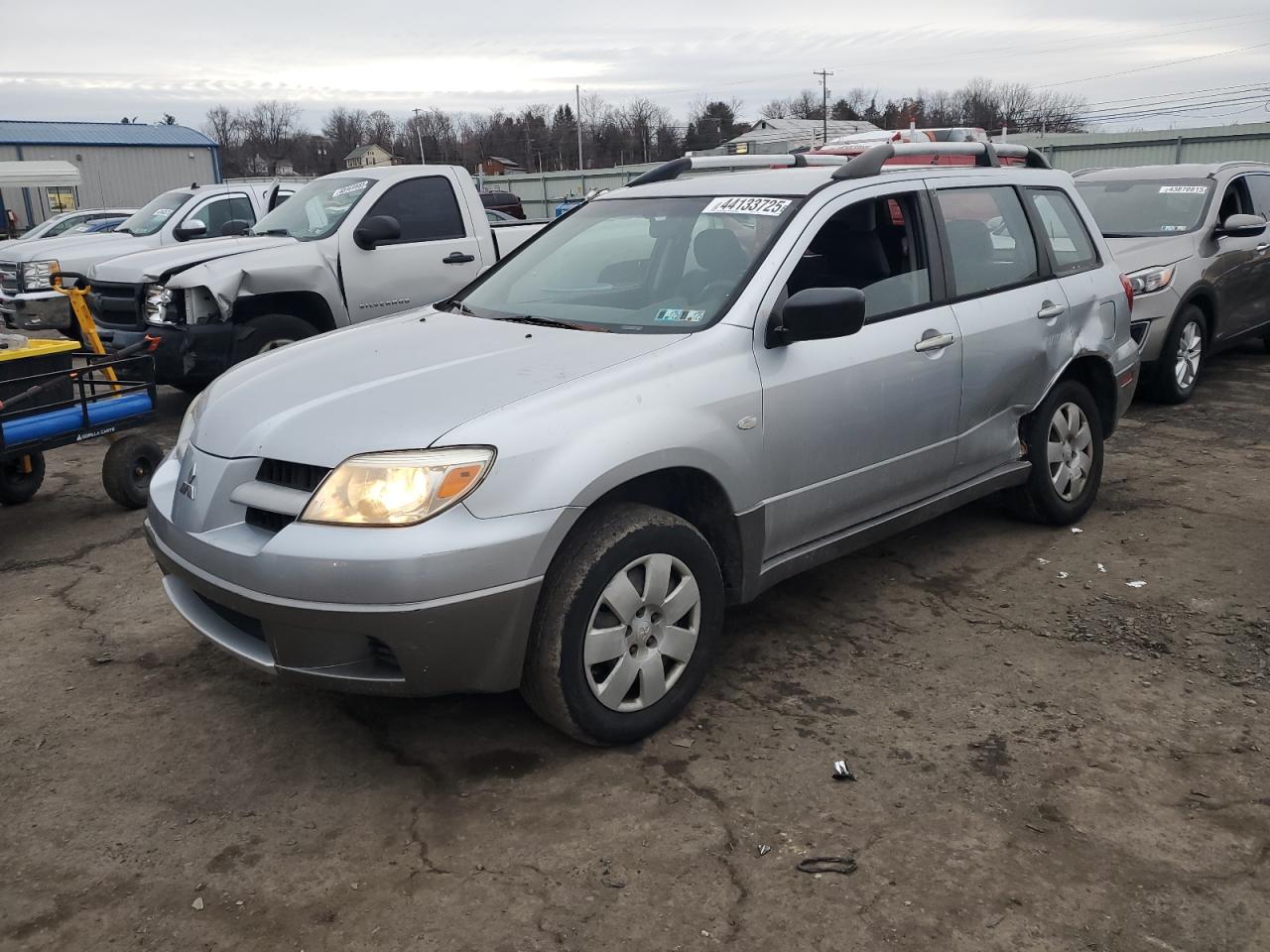 2006 Mitsubishi Outlander - Image 1
