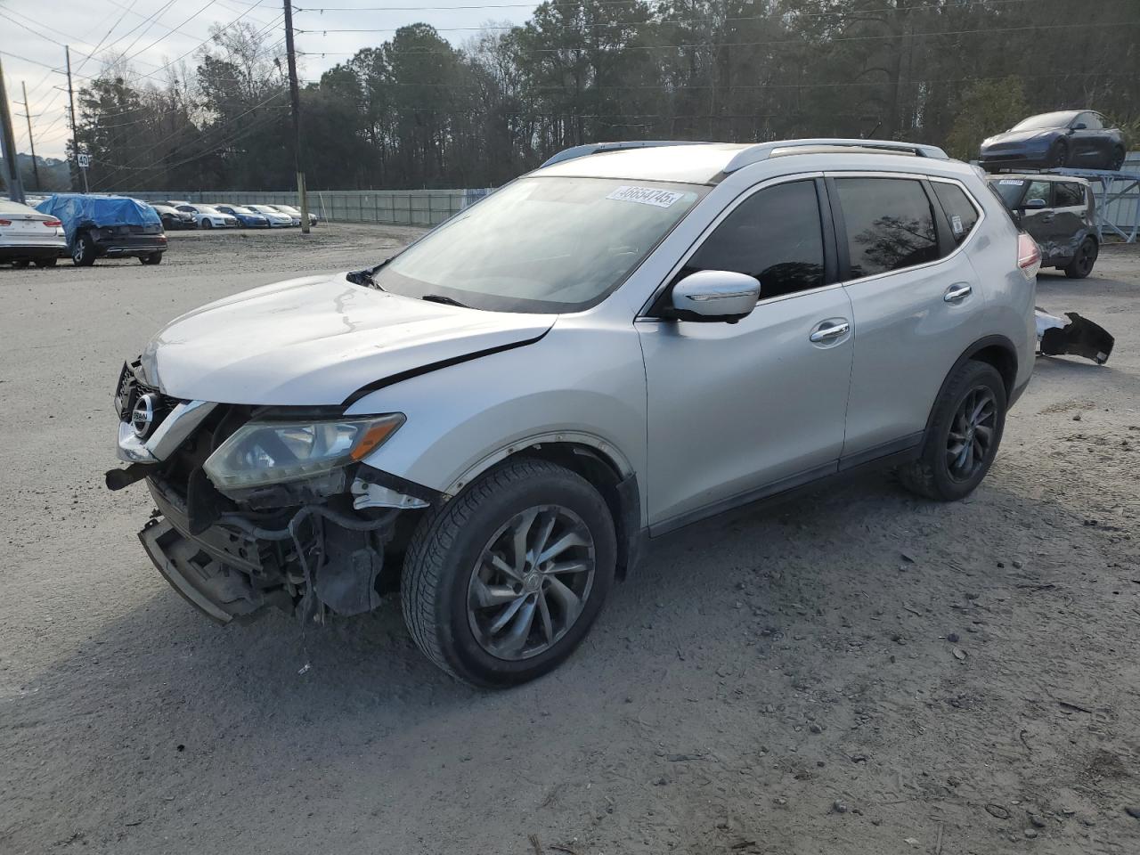 2015 Nissan Rogue - Image 1