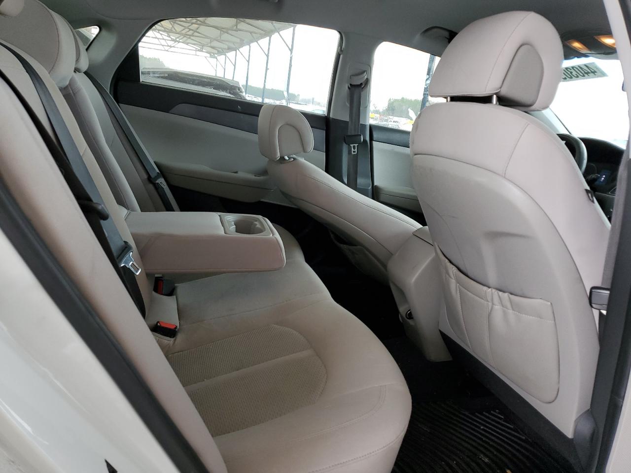 2017 Hyundai Sonata - Image 10