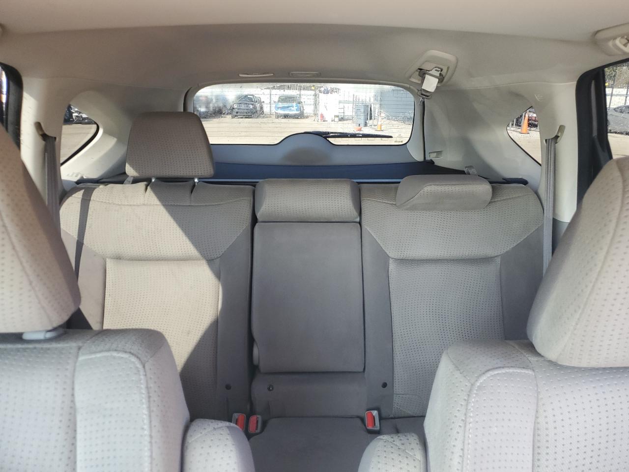 2012 Honda CR-V - Image 10