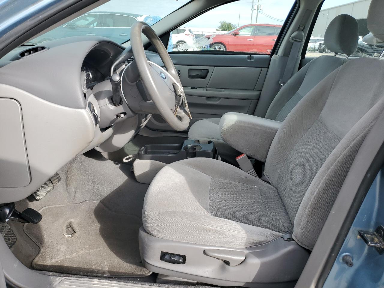 2005 Ford Taurus - Image 7