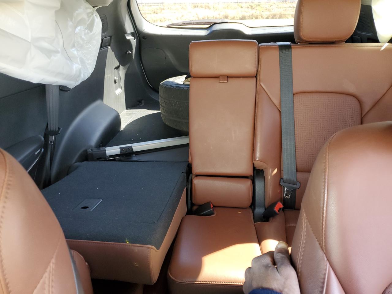 2013 Hyundai Santa Fe - Image 10