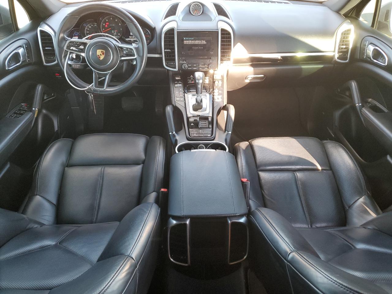 2017 Porsche Cayenne - Image 8