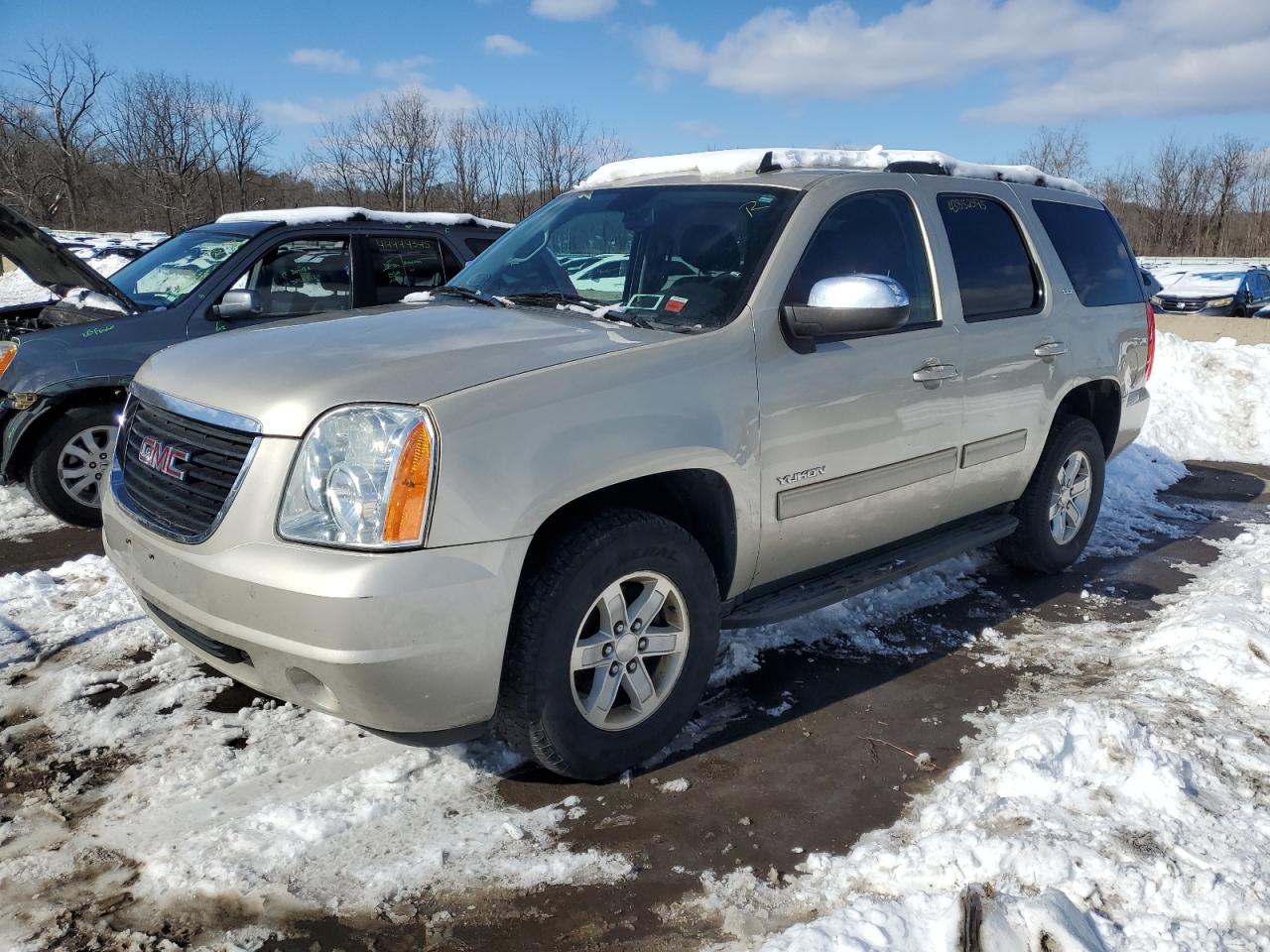 2013 GMC Yukon - Image 1