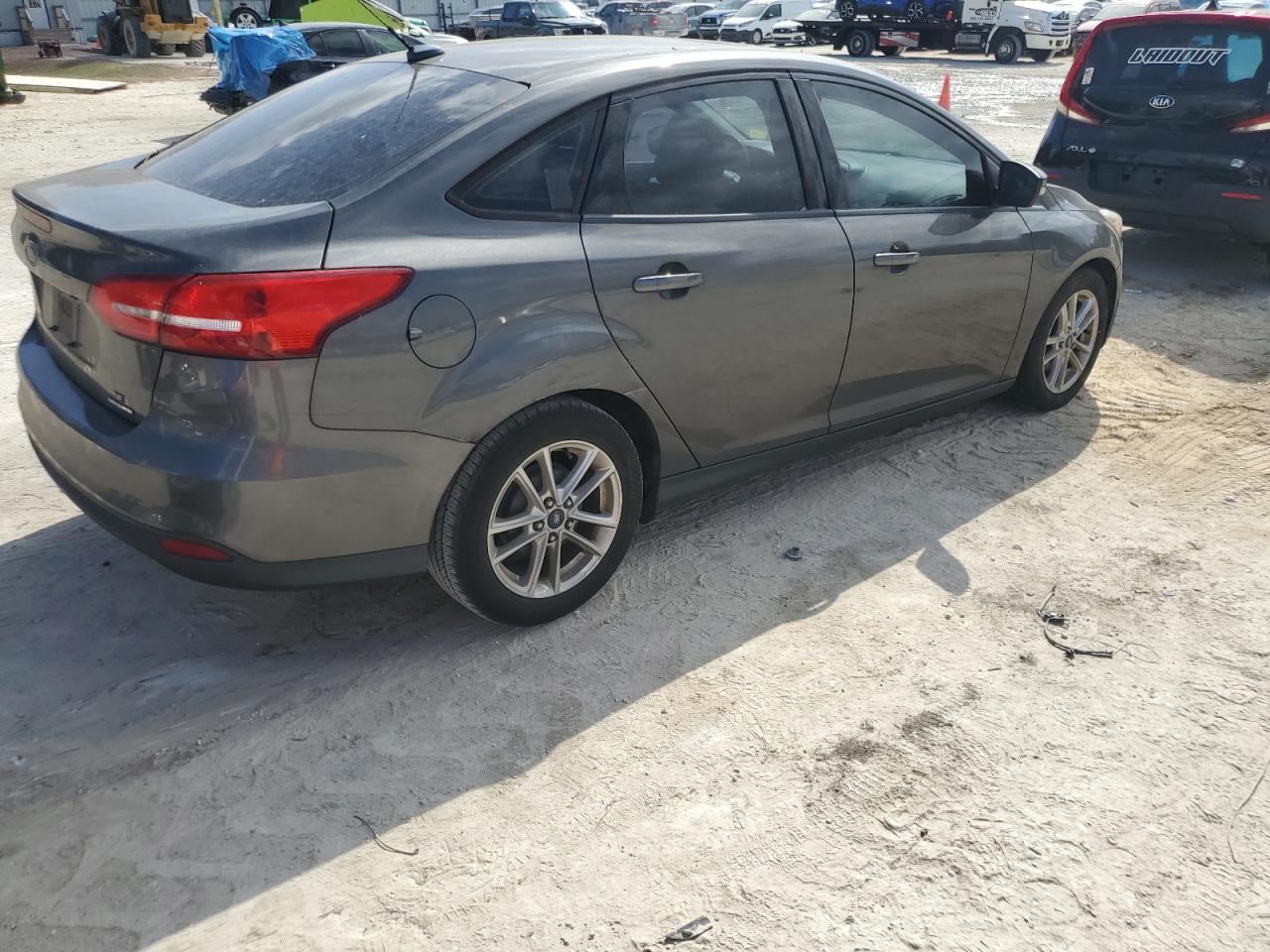 2016 Ford Focus - Image 3