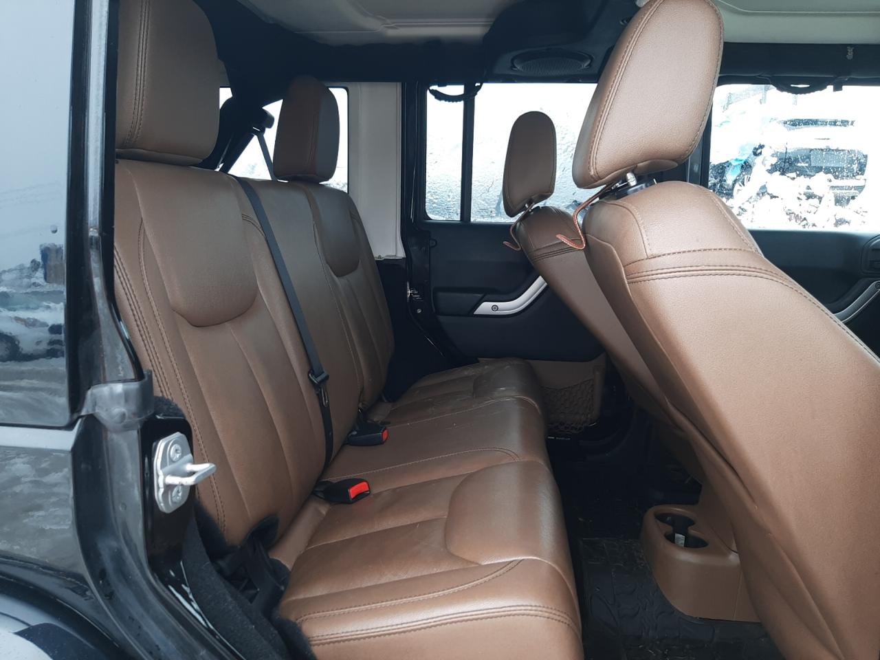 2014 Jeep Wrangler - Image 10