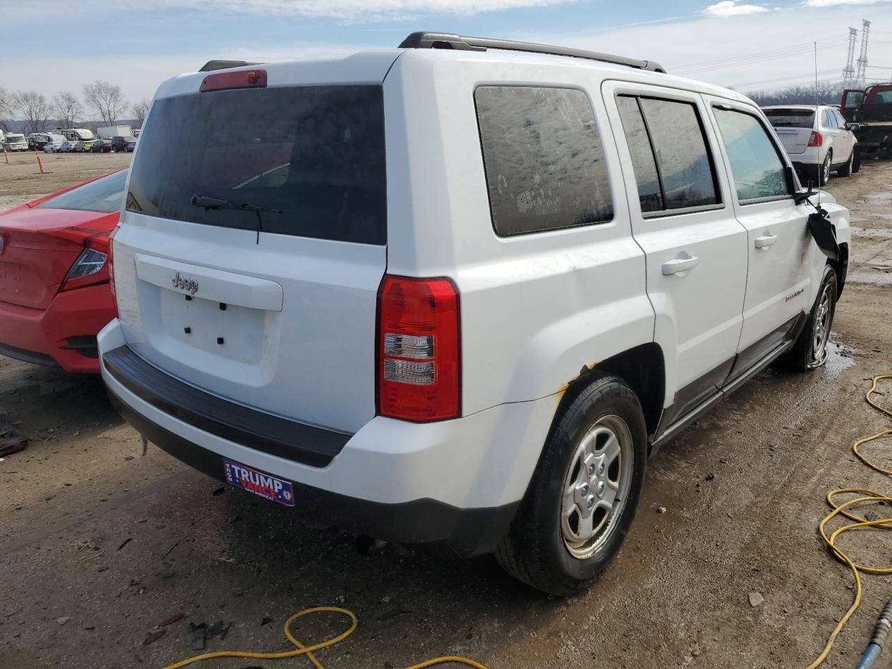 2015 Jeep Liberty (Patriot) - Image 3