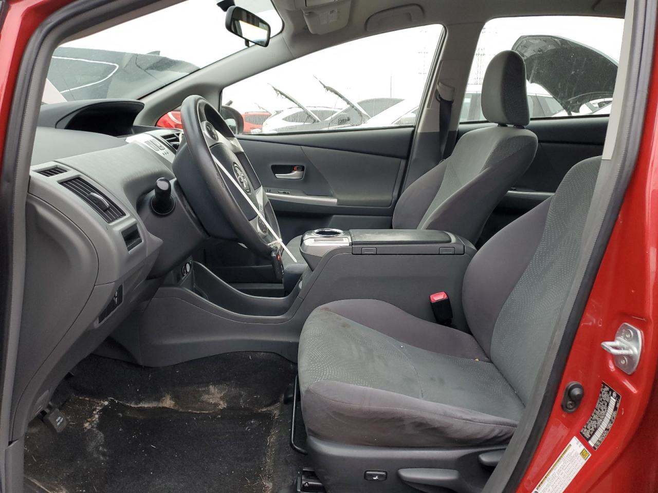 2013 Toyota Prius - Image 7