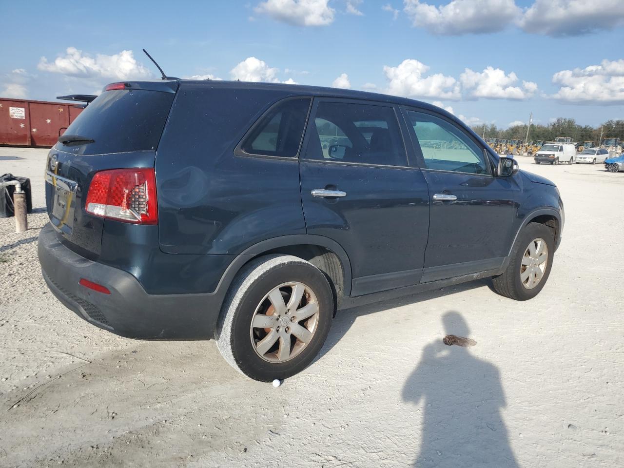 2011 Kia Sorento - Image 3