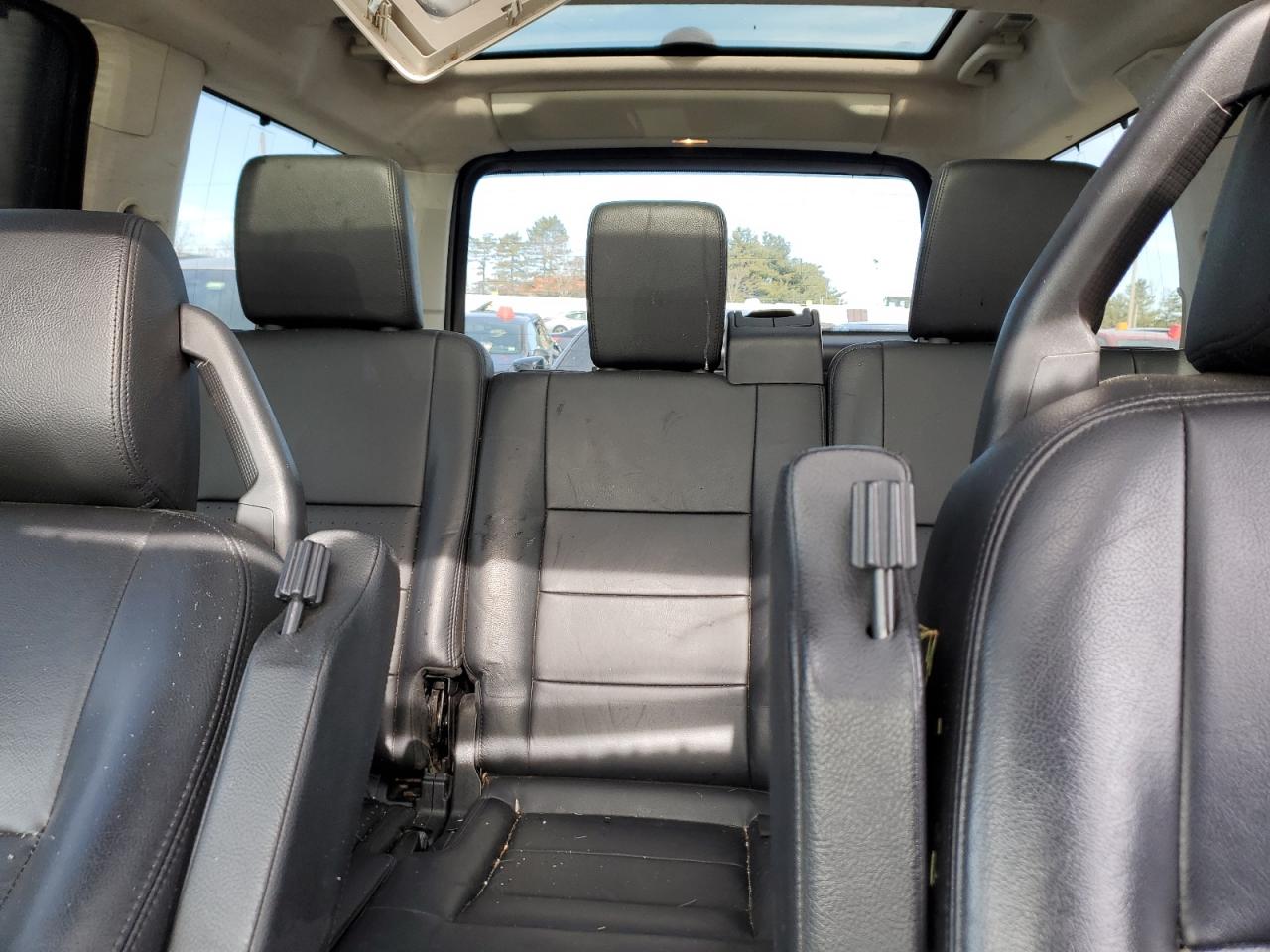 2006 Land Rover LR3 - Image 10