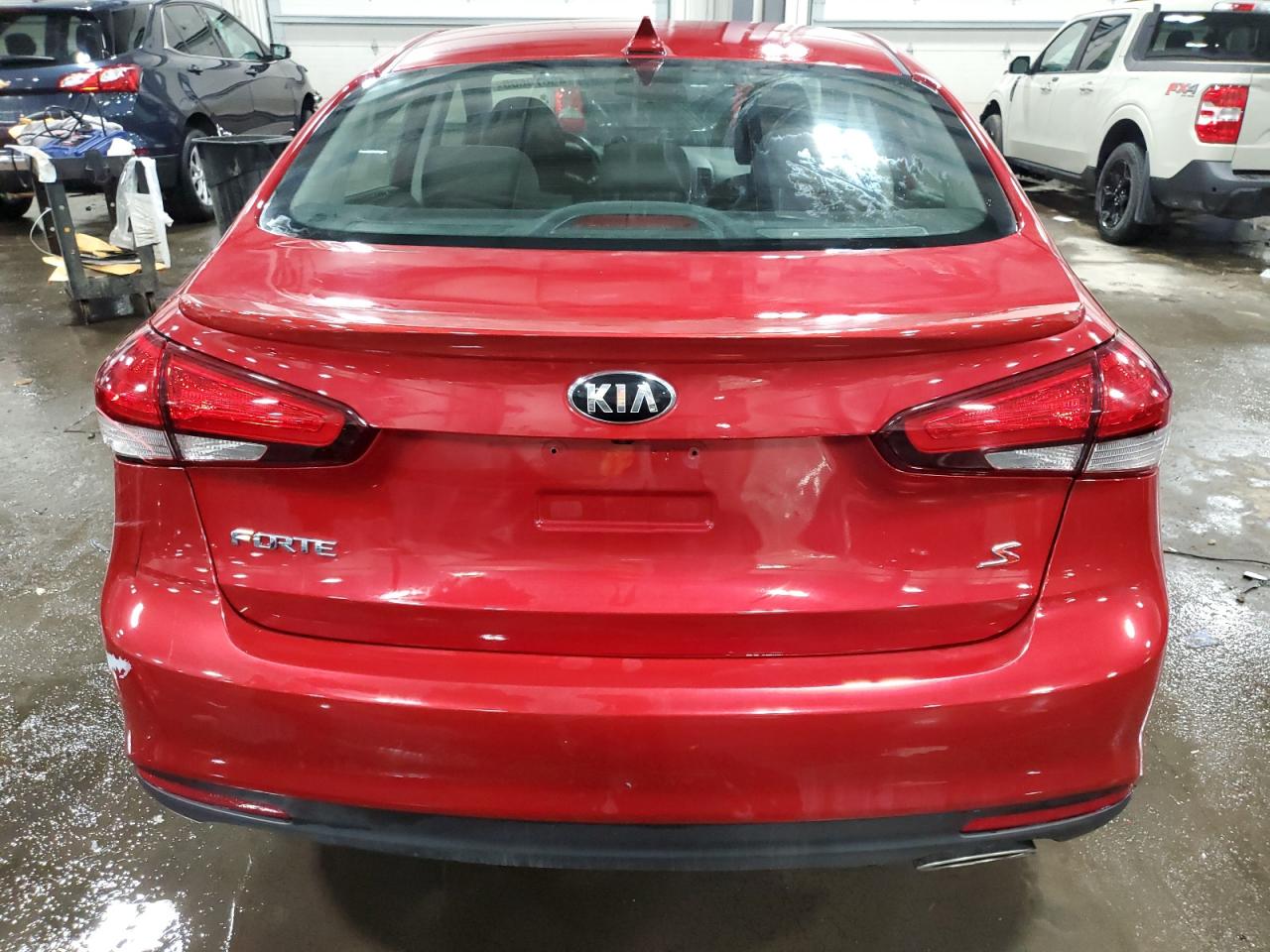 2017 Kia Forte - Image 6