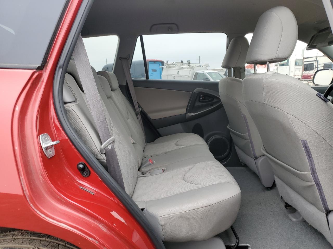 2010 Toyota RAV 4 - Image 11