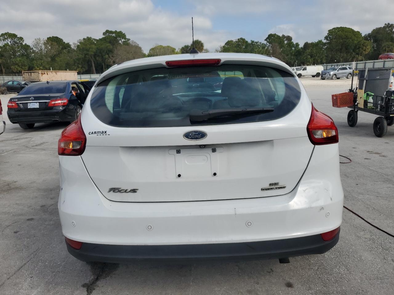 2015 Ford Focus - Image 6