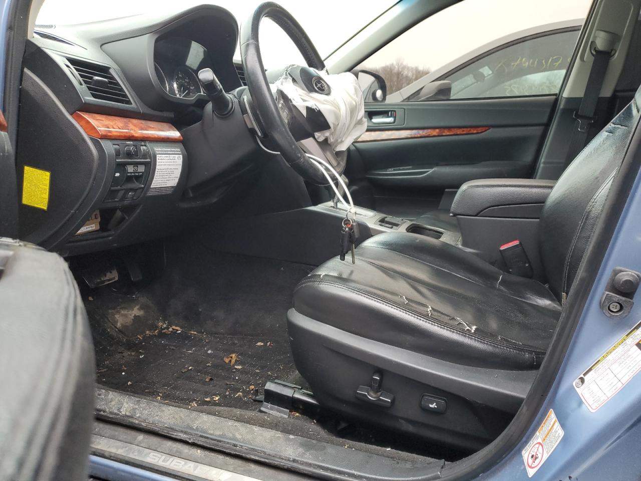 2011 Subaru Outback - Image 7