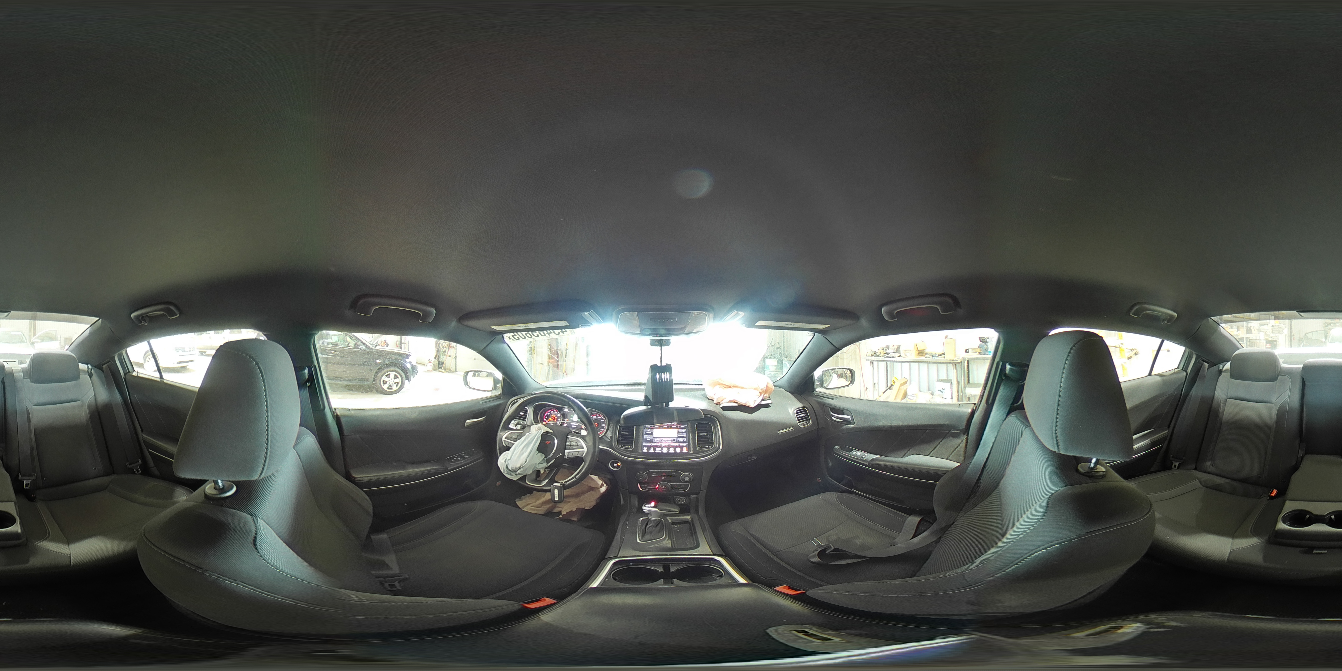 2016 Dodge Charger - Image 13