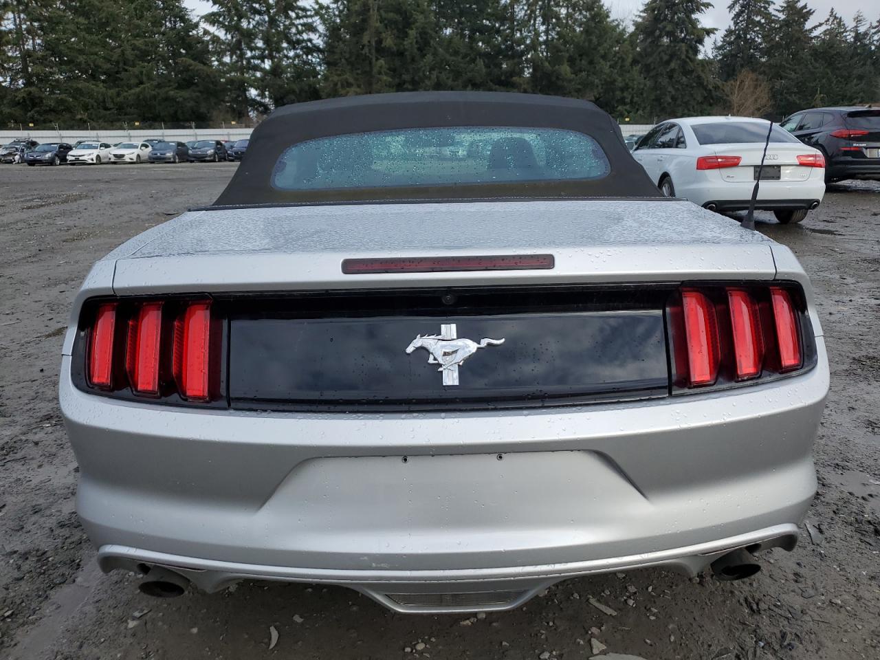 2015 Ford Mustang - Image 6