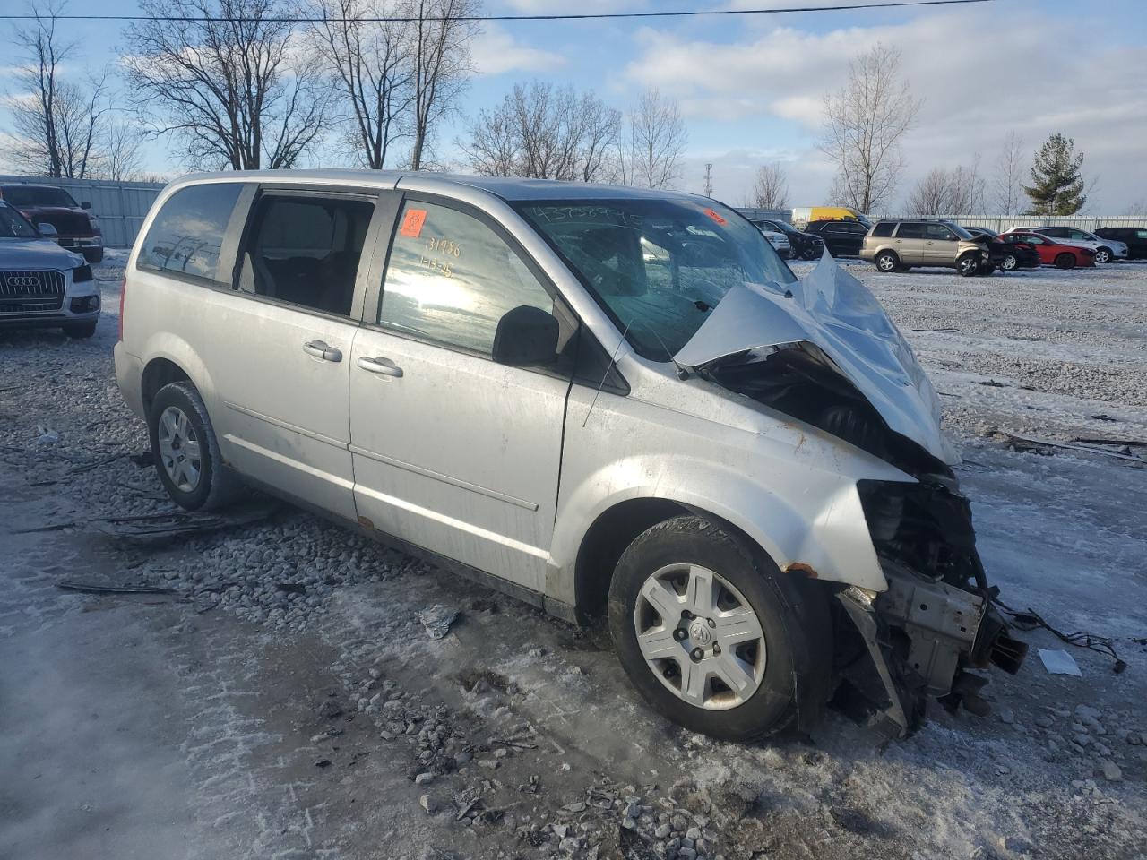 2009 Dodge Caravan - Image 4
