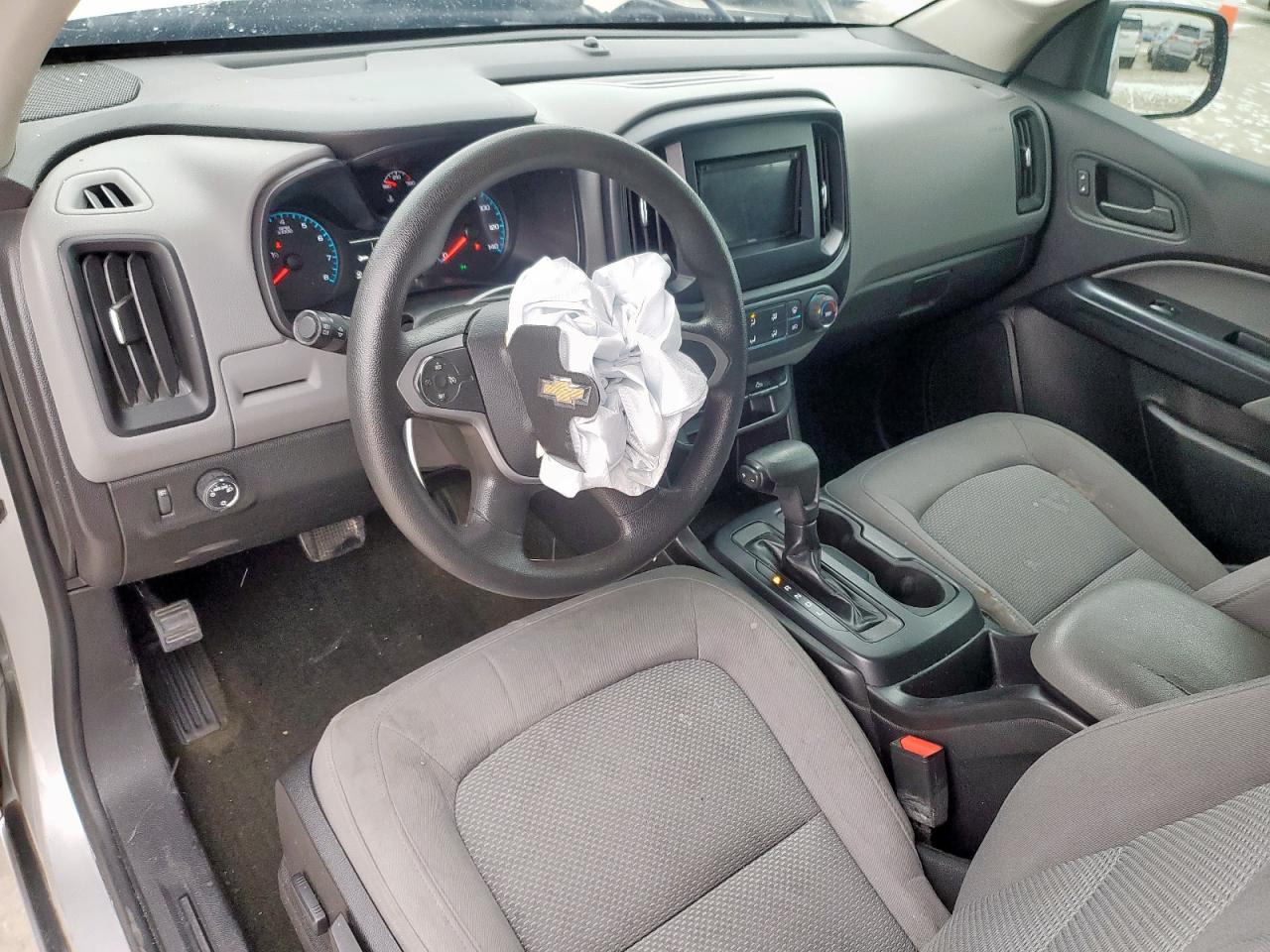 2017 Chevrolet Colorado - Image 8