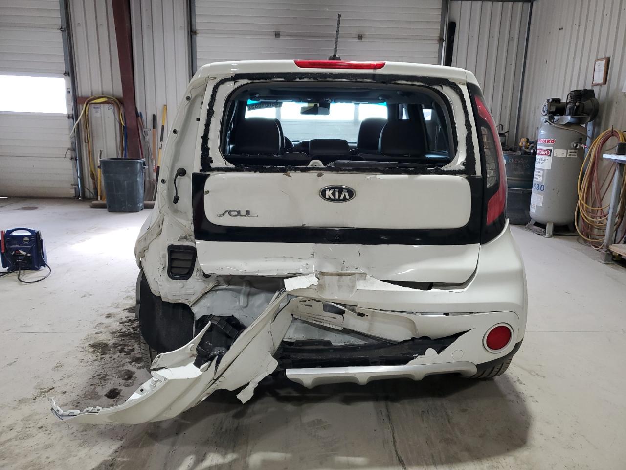 2017 Kia Soul - Image 6