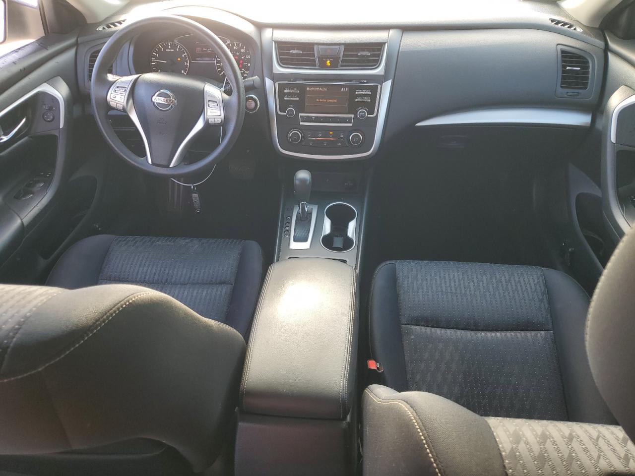 2016 Nissan Altima - Image 8