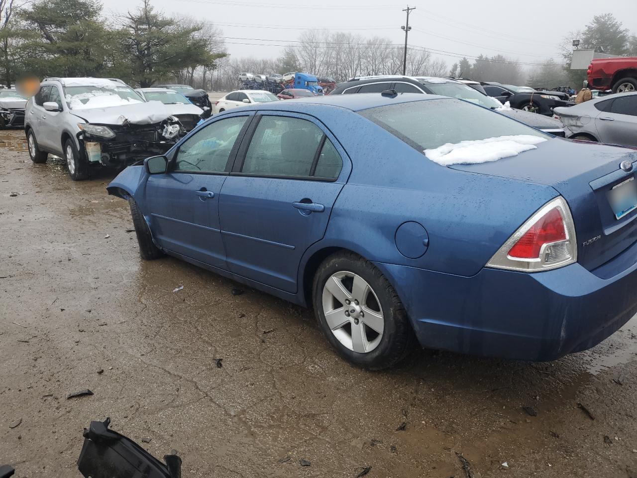2009 Ford Fusion - Image 2